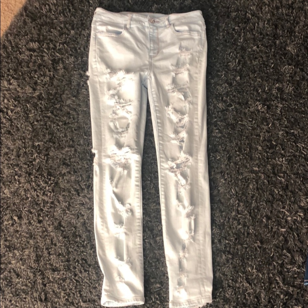 Ripped skinny jeans